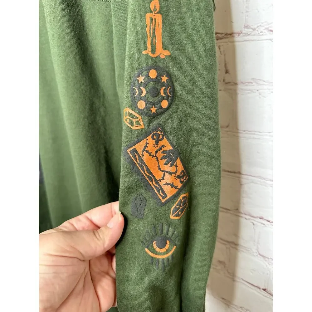 Disney Hocus Pocus 2 Spirit Jersey Green Womens Large - Picture 5 of 8